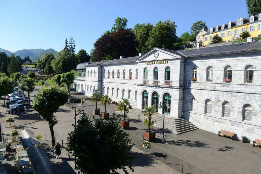 Le Petit St-Jean Appartement Bagnères-de-Bigorre Buitenkant foto
